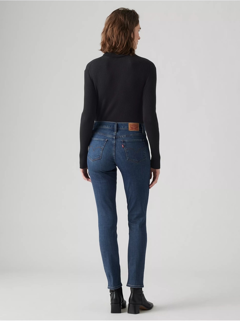 311 Levi's Women's Shaping Skinny Jeans